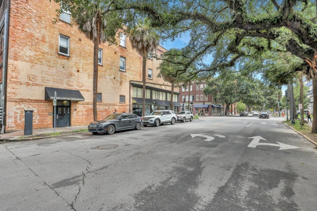 Knockout Loft- Near Plant Riverside Savannah Exterior foto